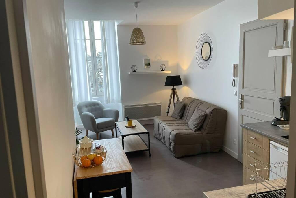 Logement Entier 33 M2 A Pau Exteriör bild