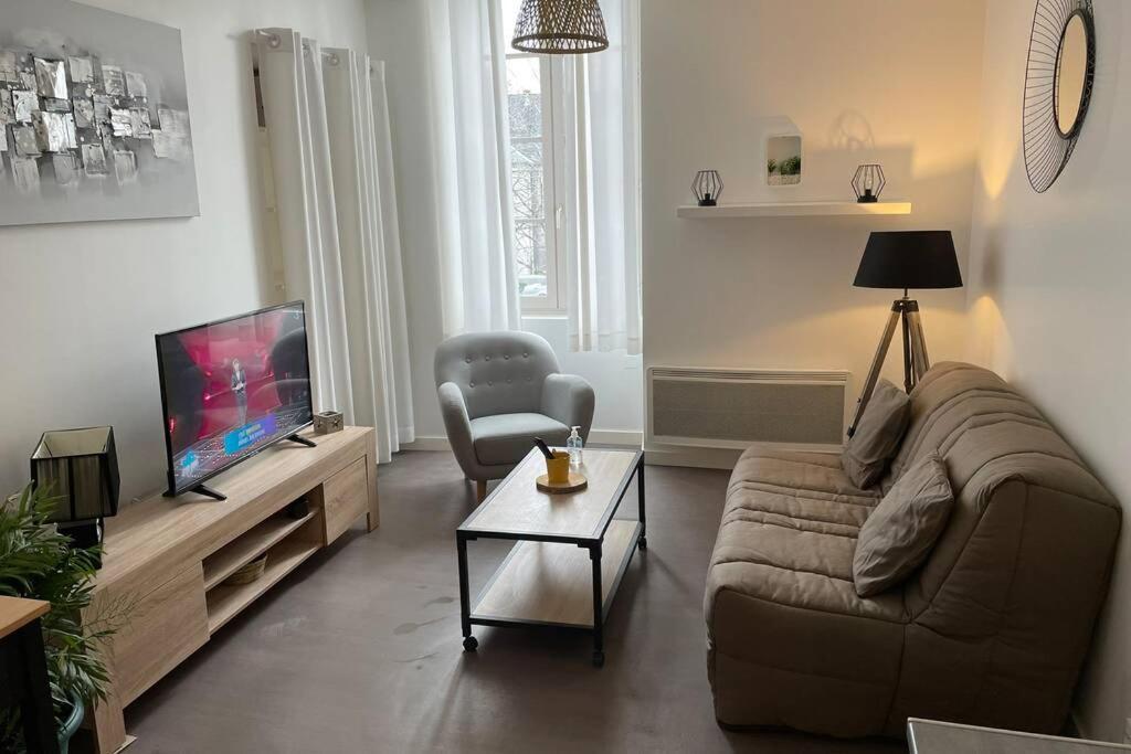 Logement Entier 33 M2 A Pau Exteriör bild